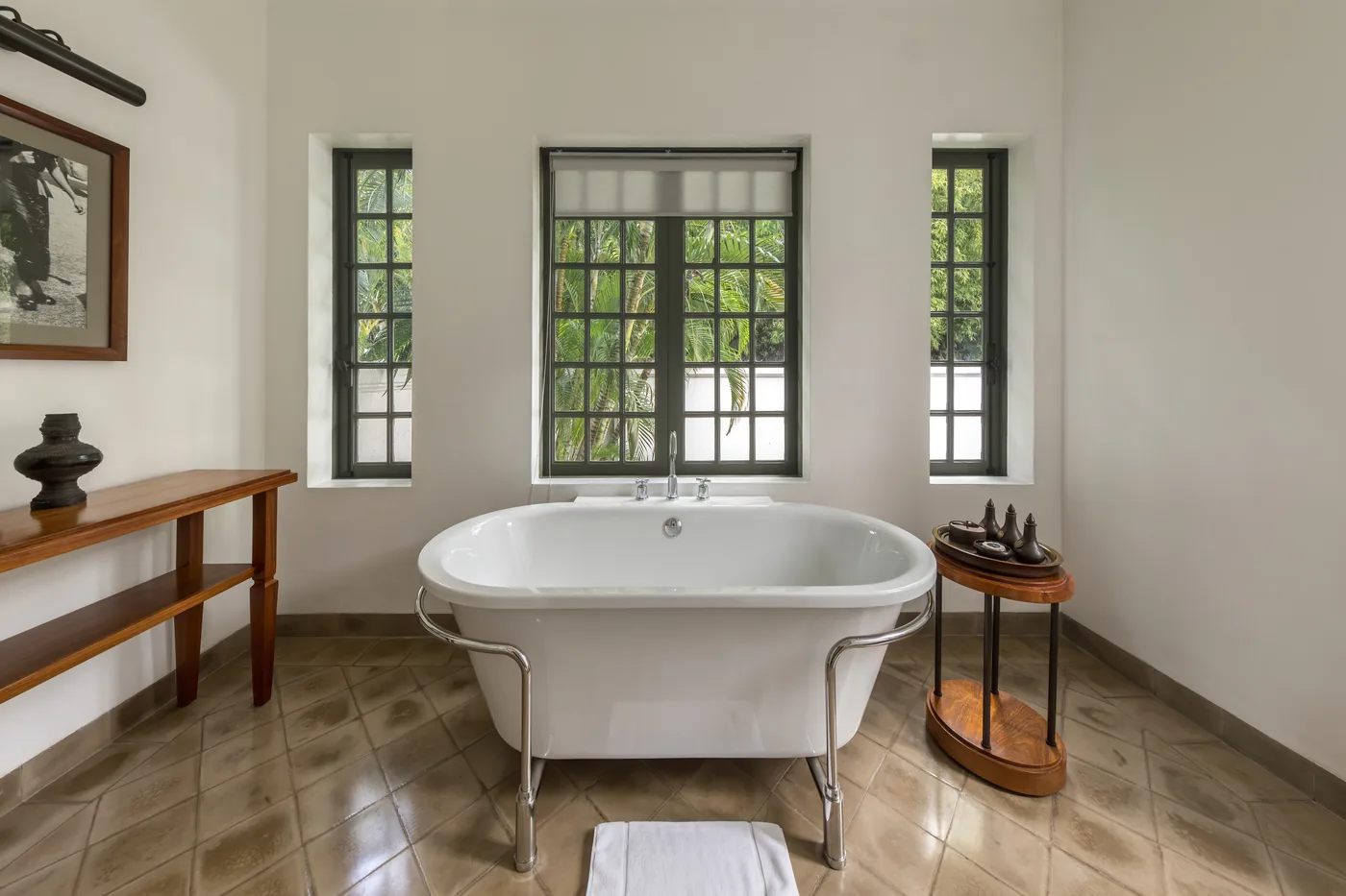 Shower & Tub Leak in Pinecrest, Florida